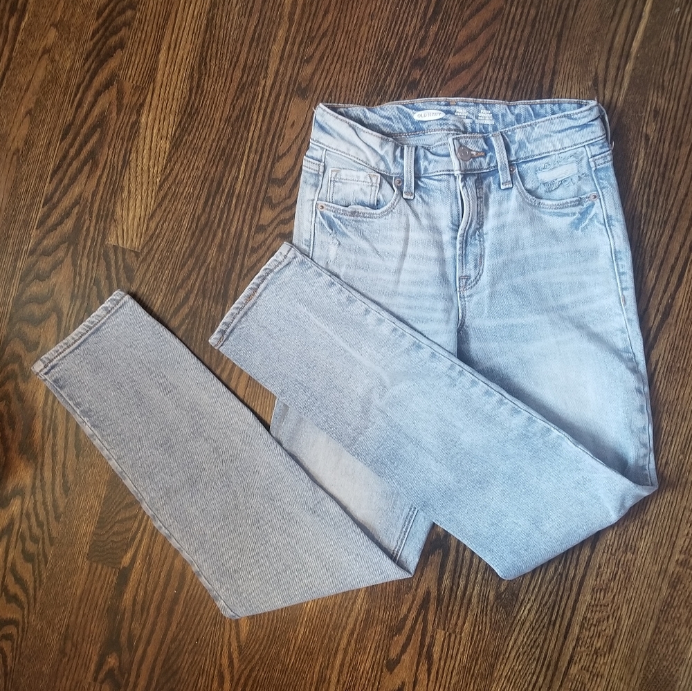 High Rise Straight leg Jean